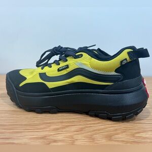NWOB Vans Crosspath Shoe- Black & Bright Yellow